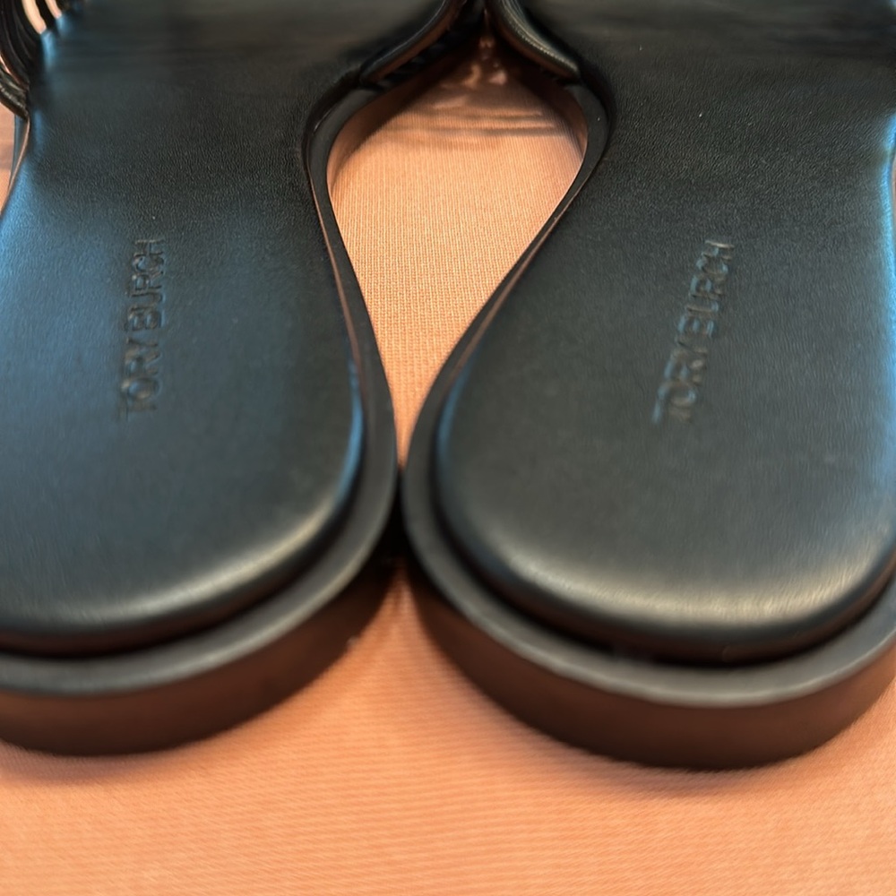New Tory Burch Sandals. Size 8. Black. - Picture 6 of 7